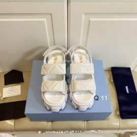 Picture of Prada Shoes _SKUPradasz35-40Y030219292
